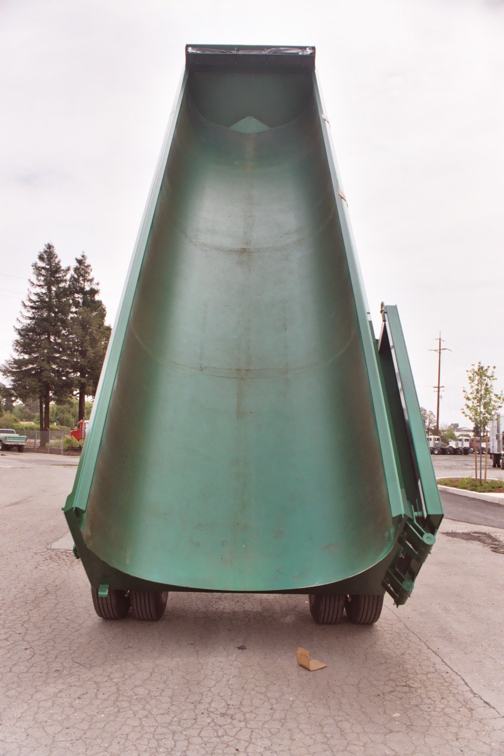 Reliance Trailer End Dumps